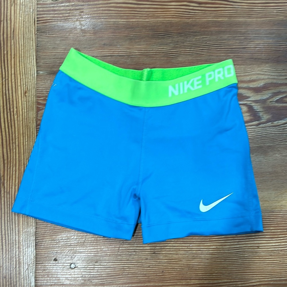 NIKE PRO kids size small
